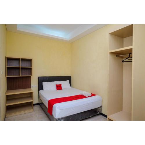RedDoorz near Taman Pantai Alam Indah Tegal