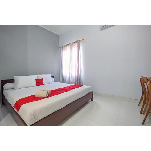 RedDoorz near Universitas Jenderal Soedirman 4