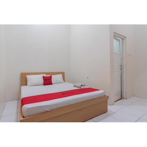 RedDoorz near Universitas Siliwangi Tasikmalaya