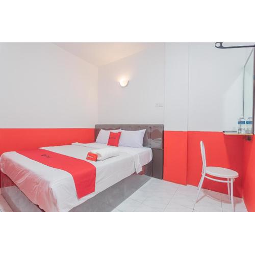 RedDoorz @ Pasar Melayu Sagulung Batam