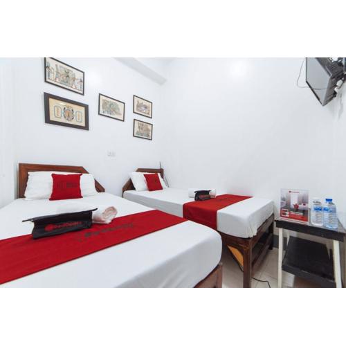 RedDoorz @ Plaza Jaro Iloilo