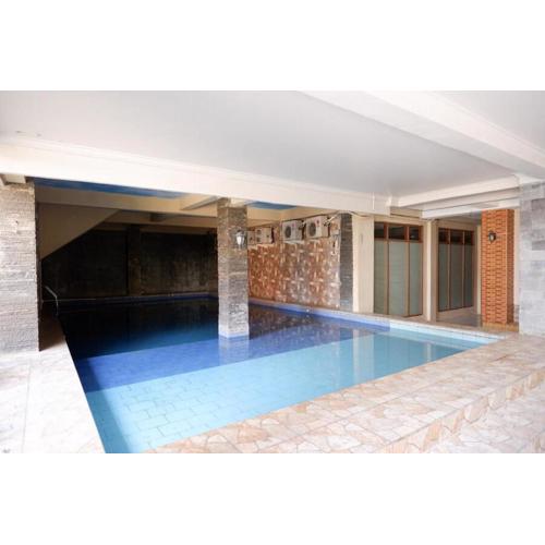 RedDoorz Plus at Hotel Srikandi Kendari