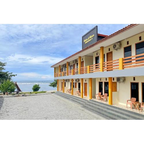 RedDoorz Plus at Pantai Sayangheulang Garut