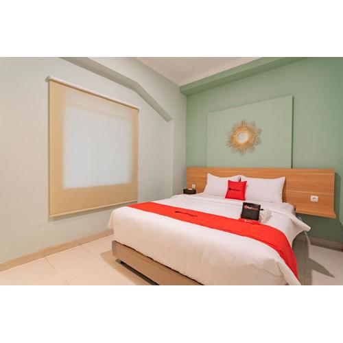 RedDoorz Plus @ Bagusrangin Street