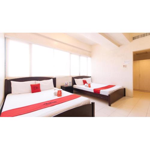 RedDoorz Plus @ E Rodriguez Corner Banawe