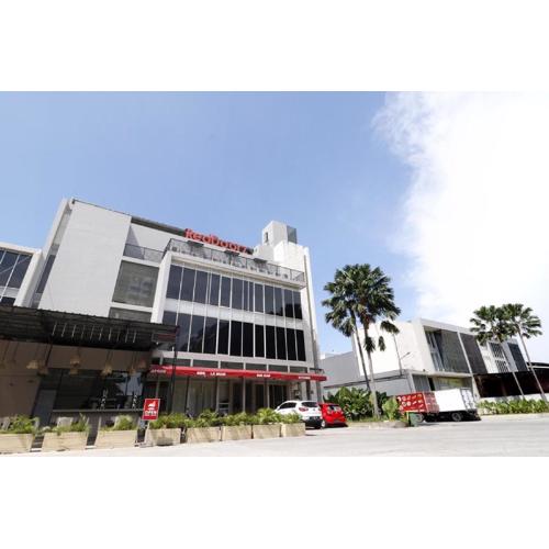 RedDoorz Plus @ Kapuk Business Park