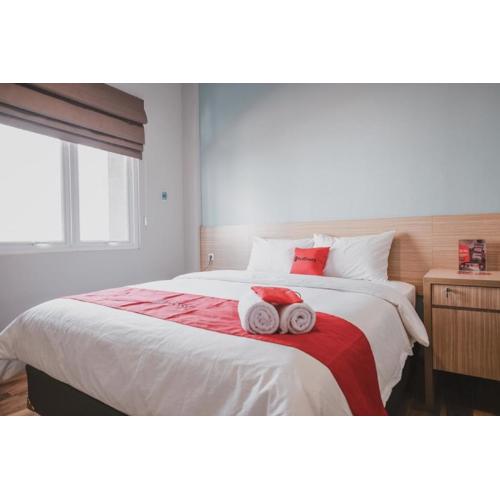 Reddoorz Plus @ Karet Pedurenan 3