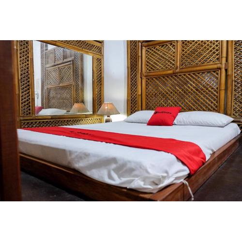 RedDoorz Plus near Jalan Baru Bogor