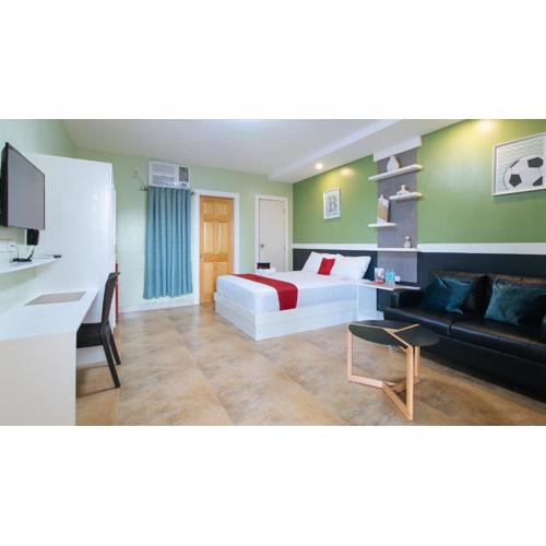 RedDoorz Plus near Lapasan Plaza Cagayan de Oro