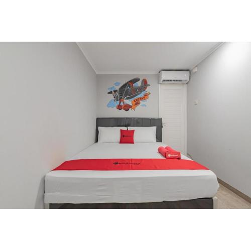 RedDoorz Plus near Lembang Park & Zoo