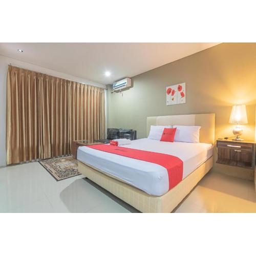 RedDoorz Plus near Sepinggan Airport 3 Balikpapan