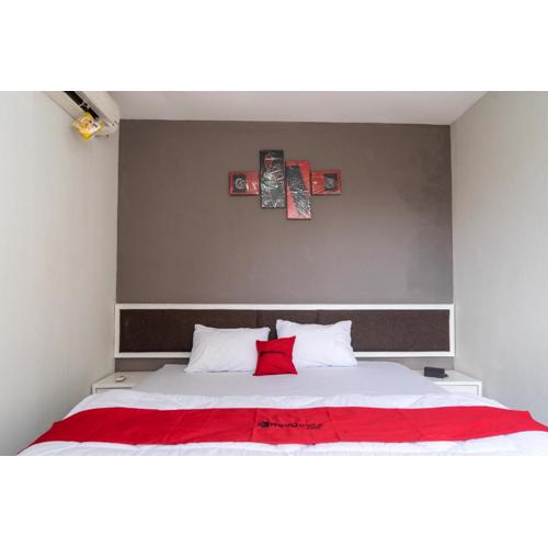 RedDoorz Plus @ Sawah Besar