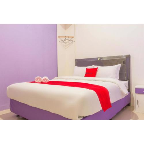 RedDoorz Plus @ Tuparev Cirebon 2