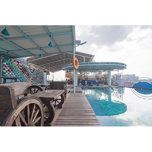 RedDoorz Premium near Bandung Station