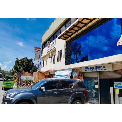 RedDoorz Segra Square Pension House