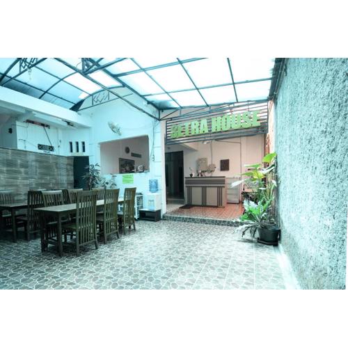 RedDoorz @ Seturan Raya