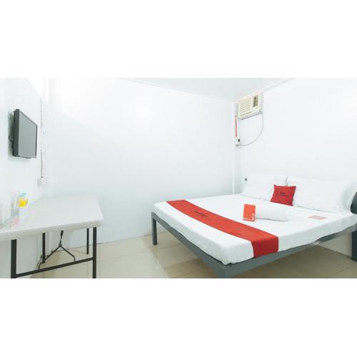 RedDoorz @ Shukran Rentals OPC Pampanga