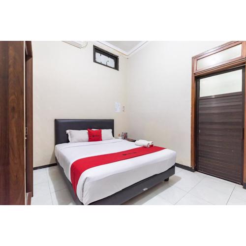 RedDoorz @ Soekarno Hatta Indah