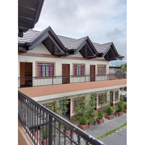 RedDoorz @ Solid Rock Guest House Baler