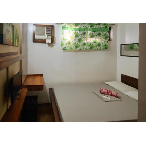 RedDoorz @ Sukitel Budget Hotel Nasugbu