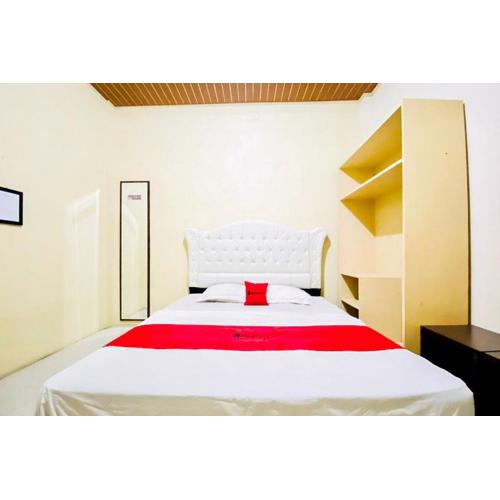 RedDoorz Syariah at Aisyah Stabat