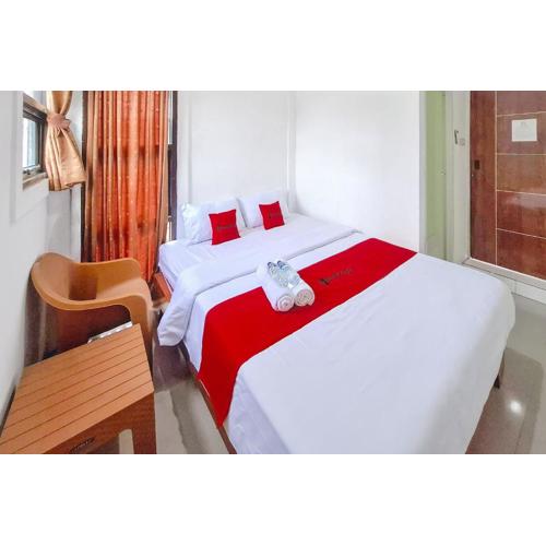 RedDoorz Syariah at Griya Wahid Alun Alun Batang