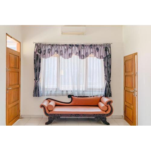 RedDoorz Syariah at Kadungora Garut