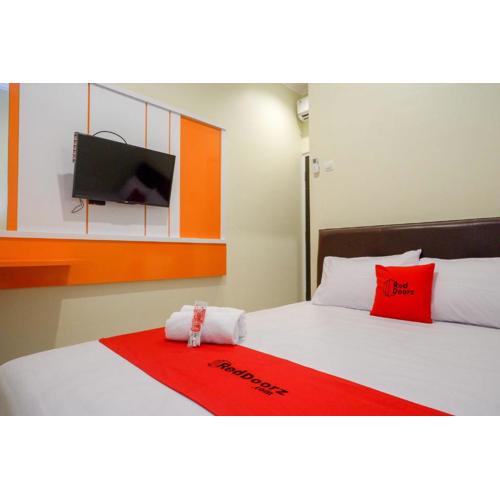 RedDoorz Syariah at Kelud Sampangan Semarang