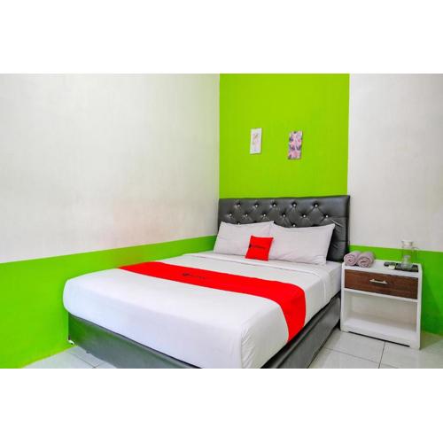 RedDoorz Syariah at Sakinah Family Tulungagung