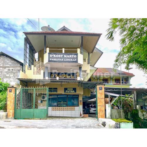 RedDoorz Syariah @ D'KostMarto UTY