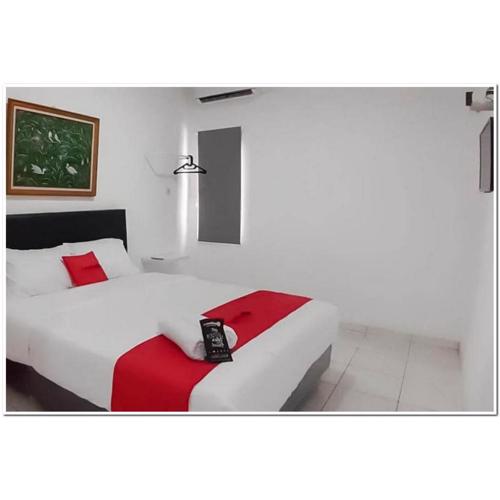 RedDoorz Syariah @ Jl Raya Sukabumi