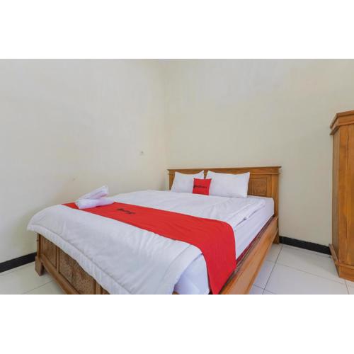 RedDoorz Syariah near Alun Alun Pasuruan