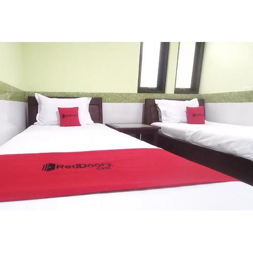 RedDoorz Syariah near Bypass Krian