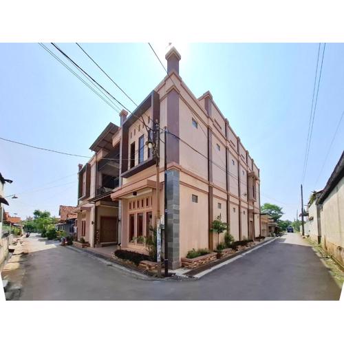 RedDoorz Syariah Near Exit Toll Pekalongan 2