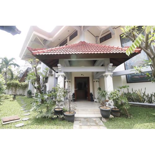 RedDoorz Syariah near Gelora Delta Sidoarjo