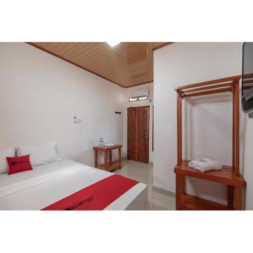 RedDoorz Syariah near Jakabaring Sport City Palembang