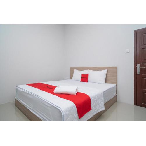 RedDoorz Syariah near Jalan Ahmad Yani Banjarmasin 3