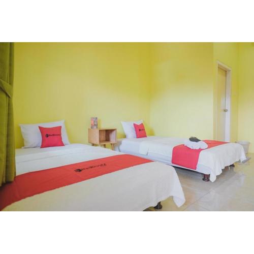 RedDoorz Syariah near Kantor Walikota Jambi