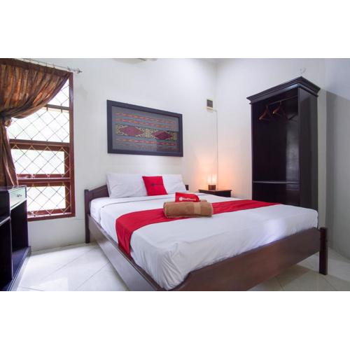 RedDoorz Syariah near Ngade Lake Ternate