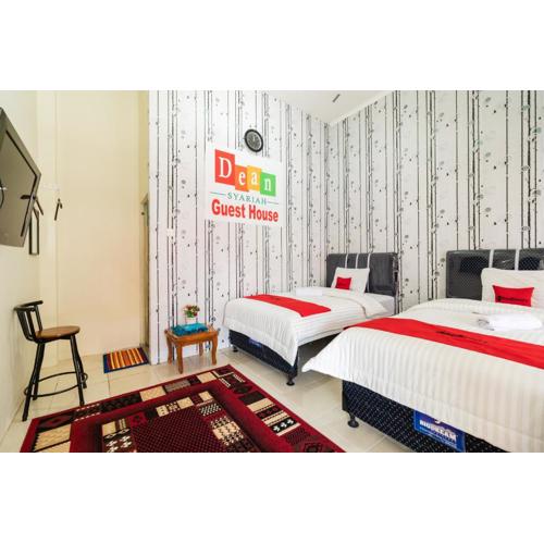 RedDoorz Syariah near Pasar Aur Kuning