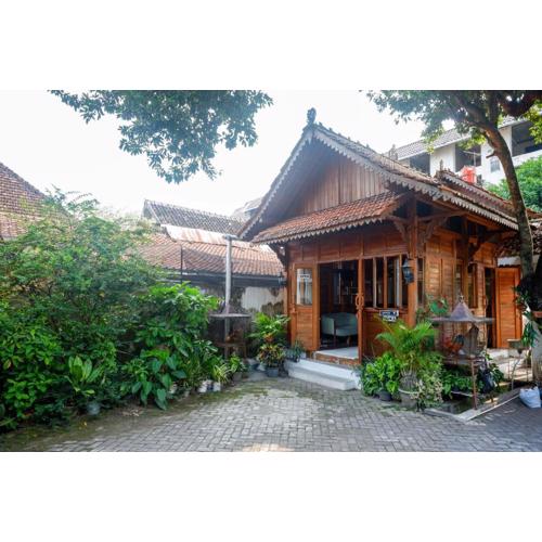 RedDoorz Syariah near Plengkung Gading 2