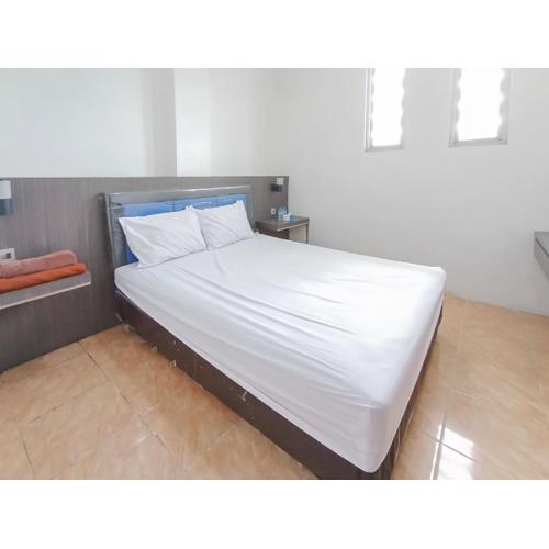 RedDoorz Syariah near Q-Mall Banjarbaru