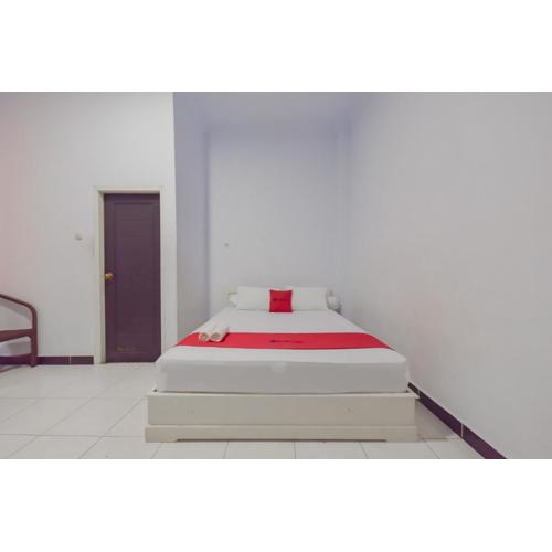 RedDoorz Syariah near Ramayana Mall Tarakan