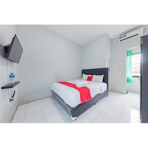 RedDoorz Syariah near RS Hermina Sukabumi