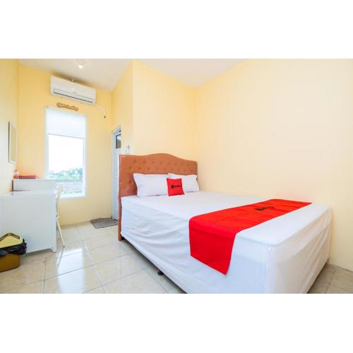 RedDoorz Syariah near RSUD Dr Iskak Tulungagung