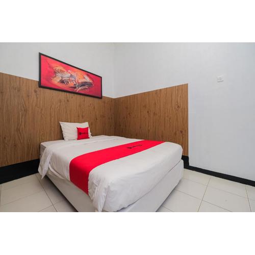 RedDoorz Syariah near RSUD Tuban