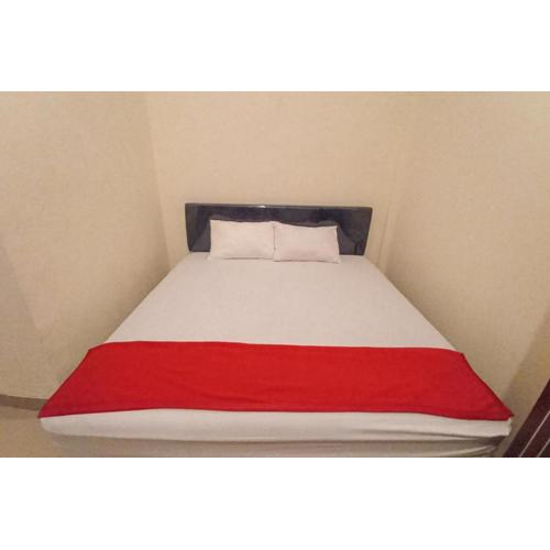 RedDoorz Syariah near Sentani City Square