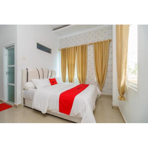 RedDoorz Syariah near Simpang Sekip Palembang