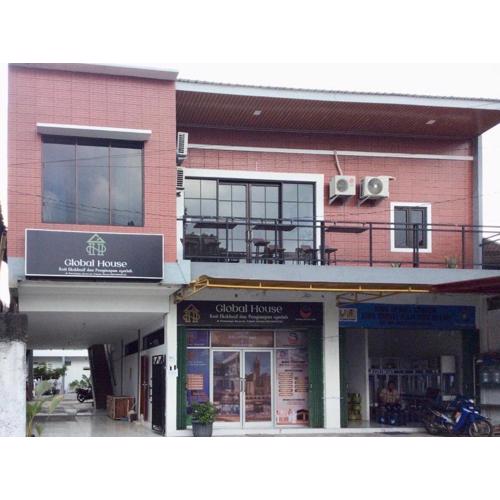 Reddoorz Syariah near Sleman city hall 4