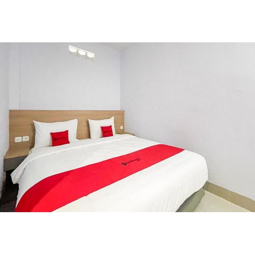 RedDoorz Syariah near Taman Kopi Gayo